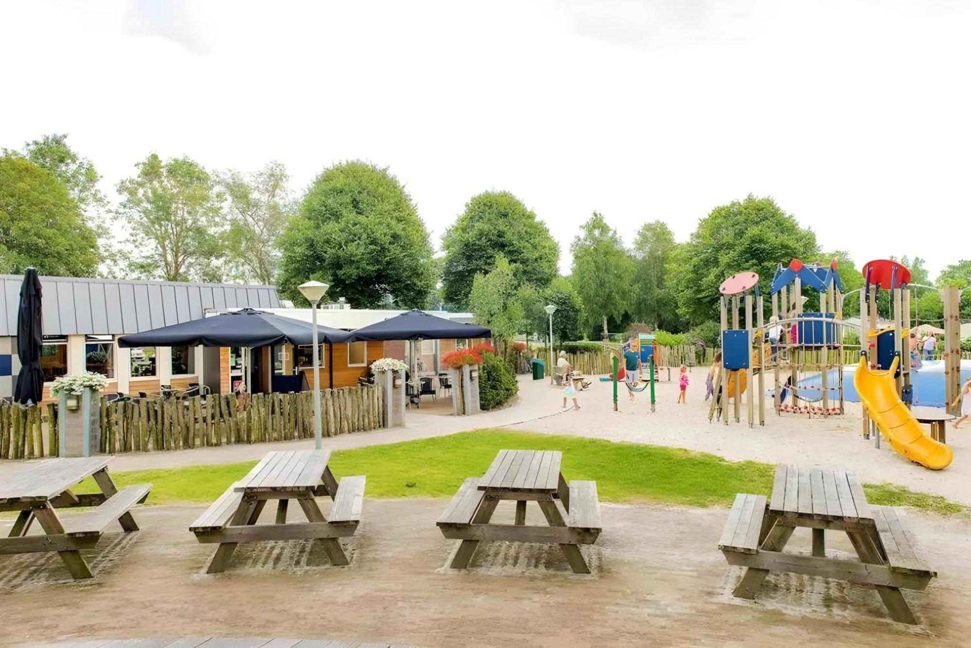 Cozy Tiny Solhouse 7 - Near Groningen - 5 Star Location Apartment Kropswolde Bagian luar foto